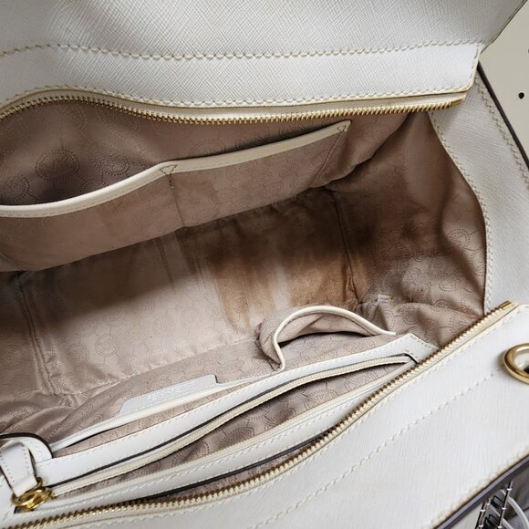 Michael Kors Selma Tote White/Gold with matching wallet - Picture 5 of 13